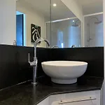 펜션 La De La Quartz