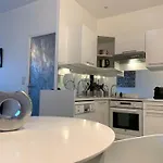 펜션 La De La Quartz *